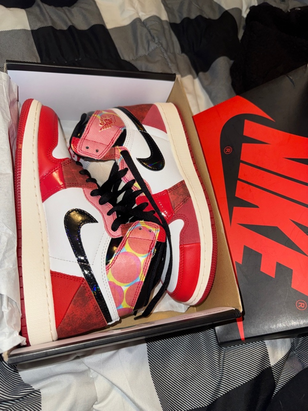 Nike Air Jordan 1 OG High Spider-man limited edition